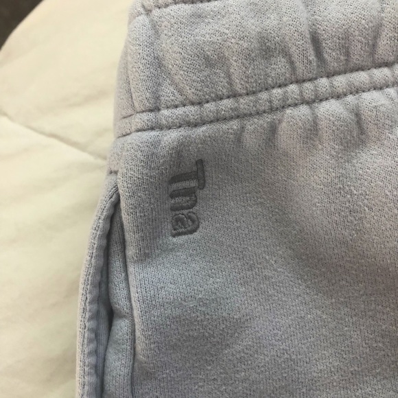 Aritzia Boyfriend Sweatpants - Picture 2 of 3